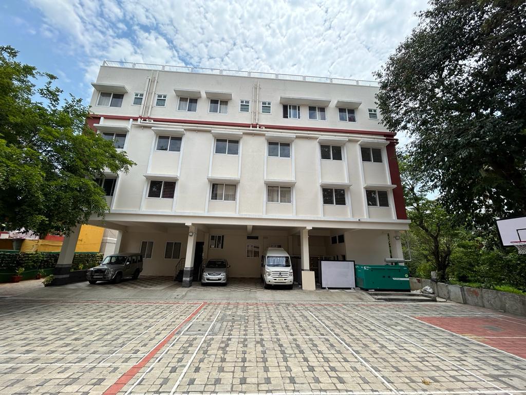 Yuvatel Hotel